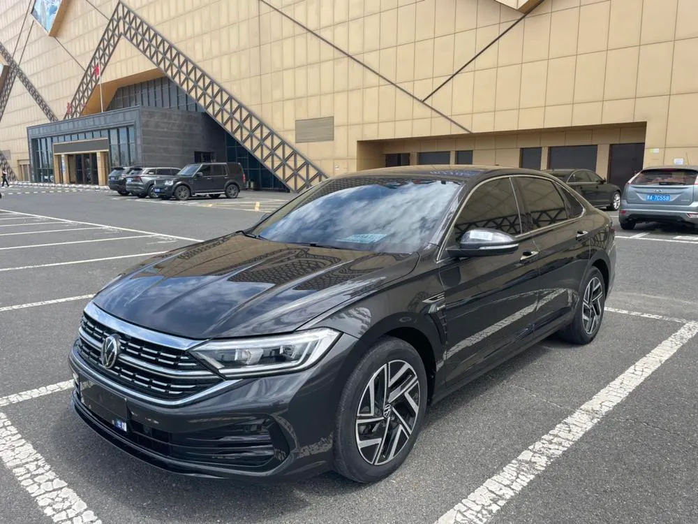 Volkswagen Sagitar, 2023