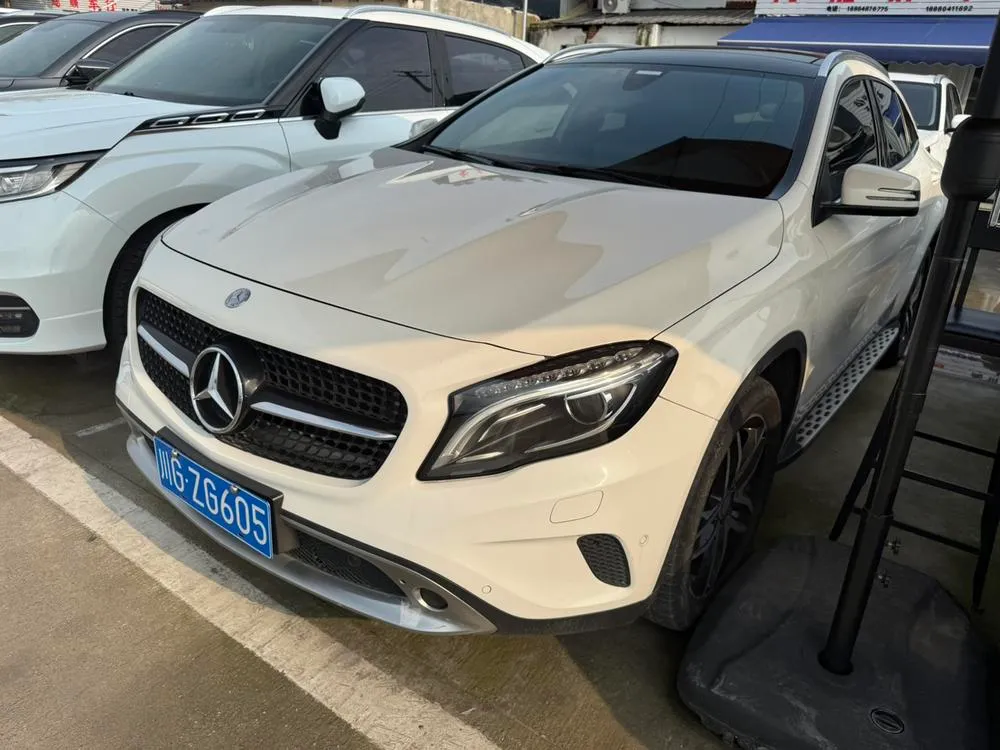 Mercedes-Benz GLA, 2016