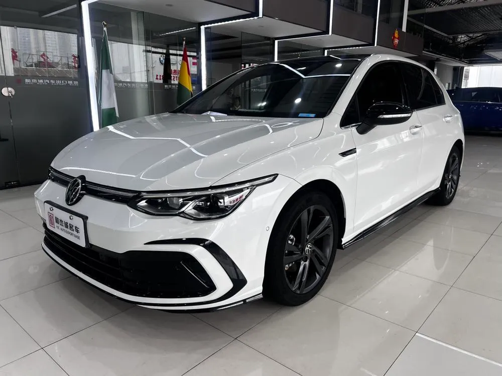 Volkswagen Golf, 2021