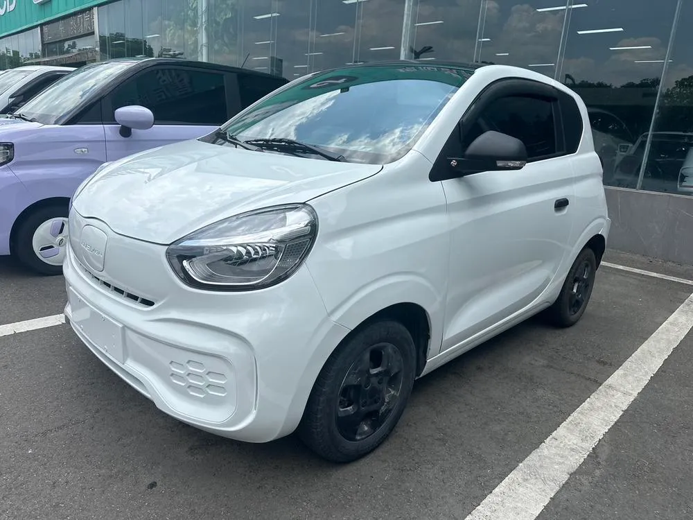 Roewe CLEVER 302km 4-Seater Edition, 2021 — фото 1
