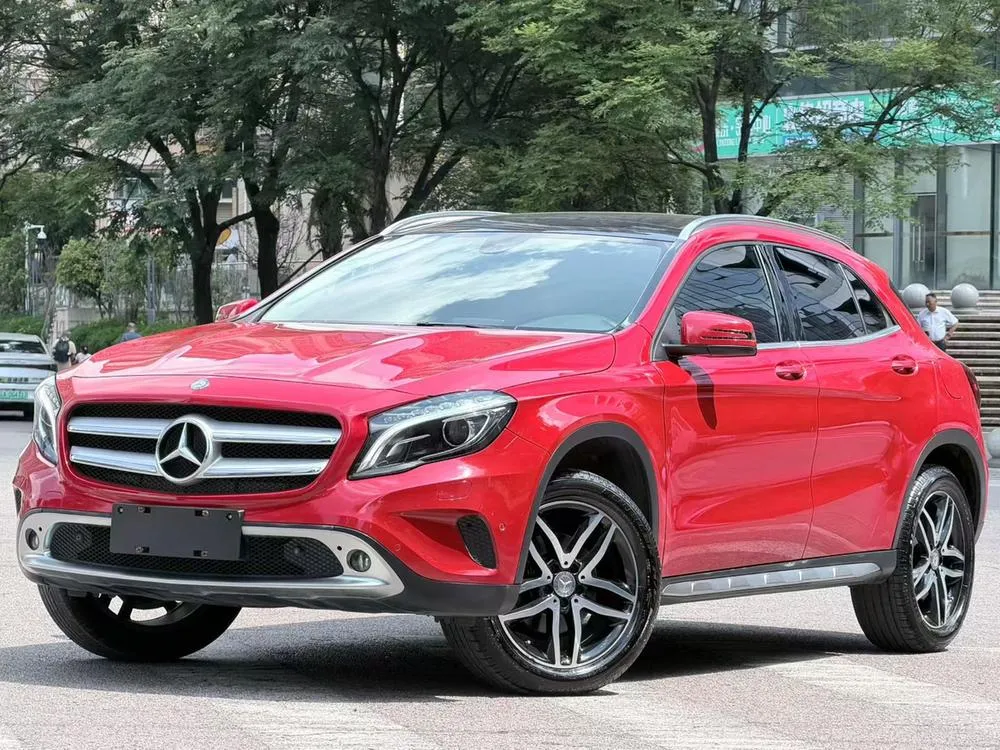 Mercedes-Benz GLA GLA 220 4MATIC Luxury Version, 2015 — фото 1