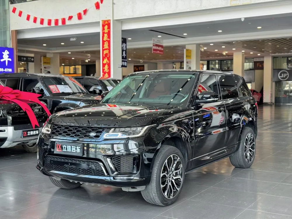 Land Rover Range Rover Sport 3.0 L6 Black Edition, 2021 — фото 1