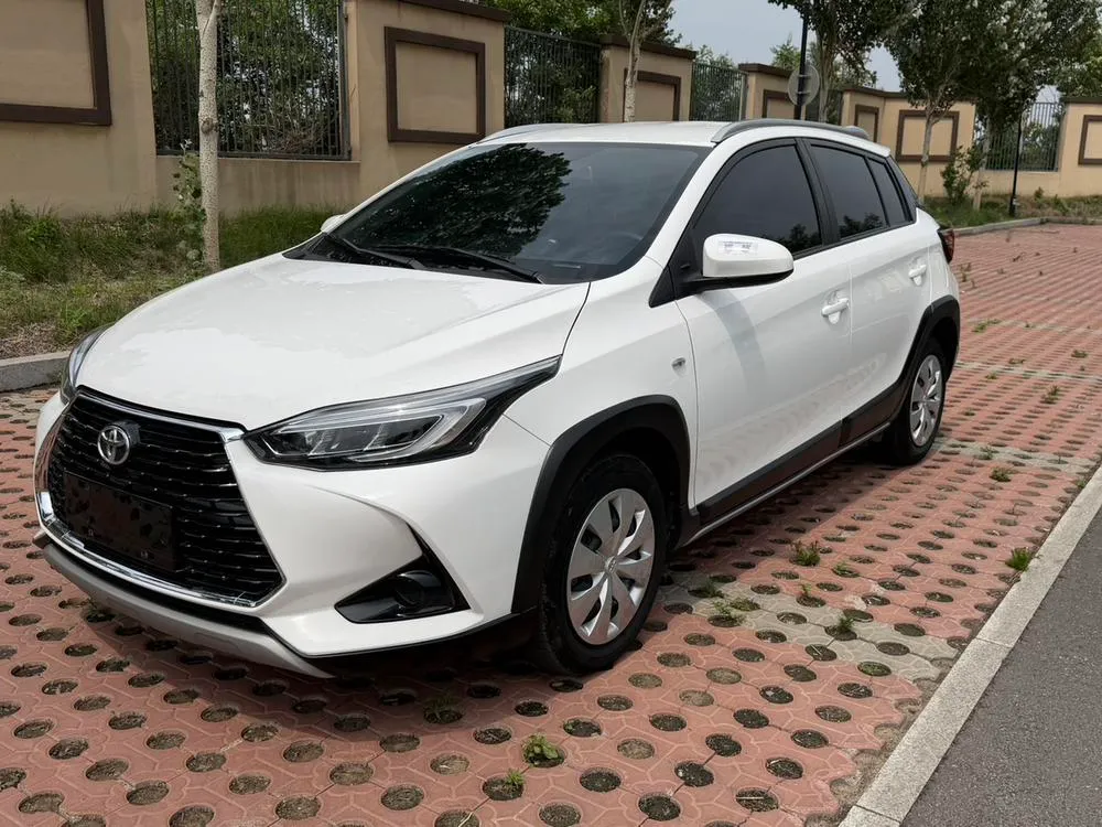 Toyota Yaris L, 2022