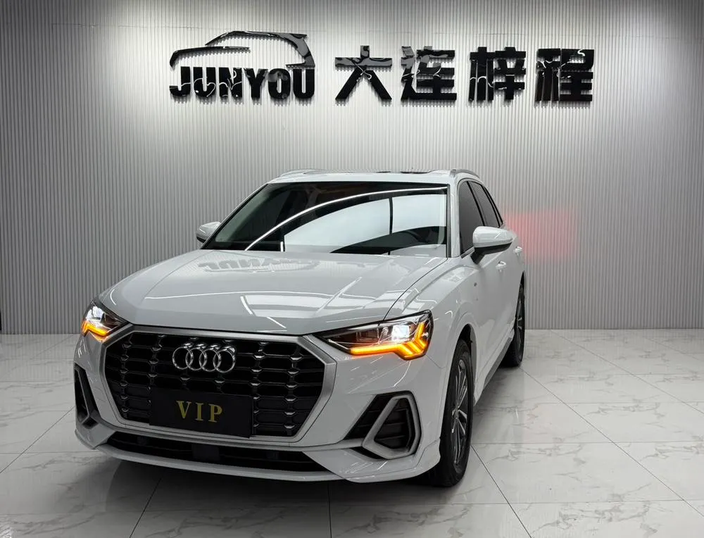 Audi Q3 35 TFSI Version, 2022 — фото 1
