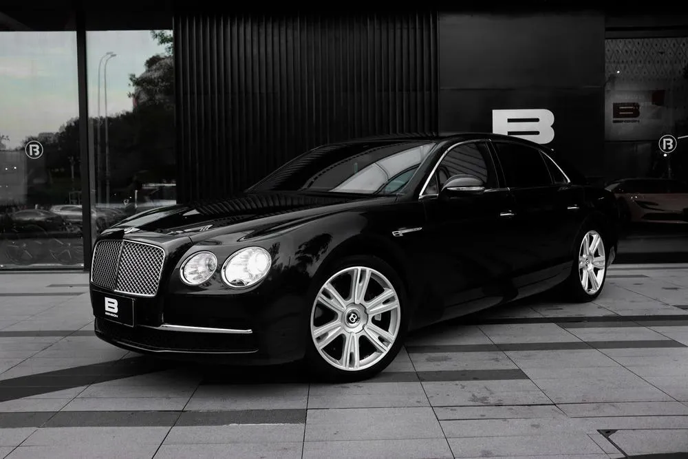 Bentley Flying Spur, 2014