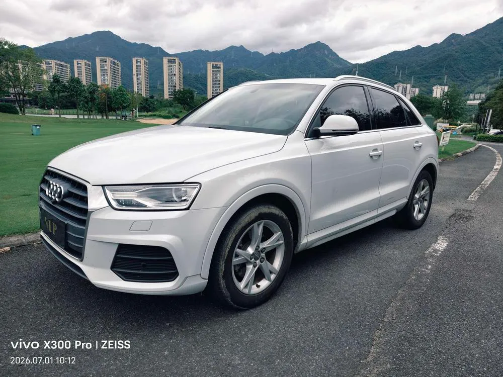 Audi Q3 30 TFSI Fashion Version, 2017 — фото 1