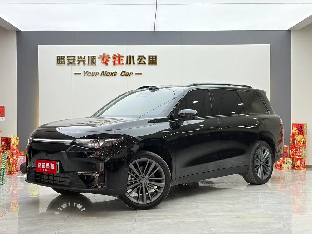 Leapmotor C16 EREV 280 Lidar Premium Edition 6 Seater, 2026 — фото 1