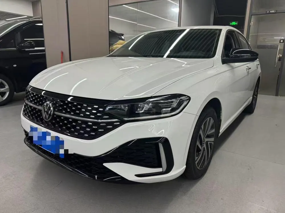 Volkswagen Lavida Facelift 1.5L Auto Edition, 2023 — фото 1