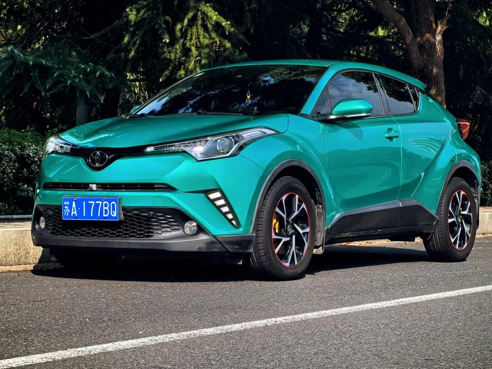 Toyota C-HR 2.0L Leading Edition CN6, 2018 — фото 1