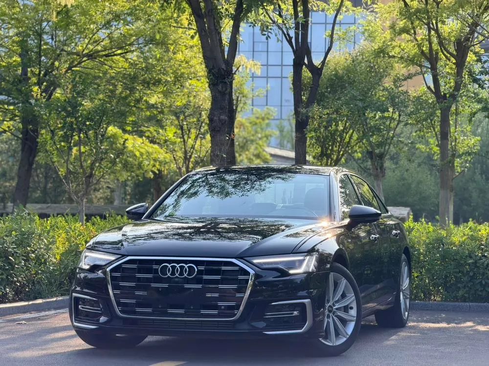 Audi A6L 45 TFSI Refined Version, 2024 — фото 1