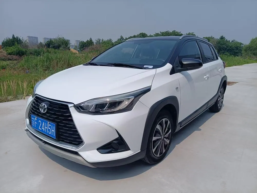 Toyota Yaris L Elite Stylish X 1.5L CVT Leading Edition, 2020 — фото 1