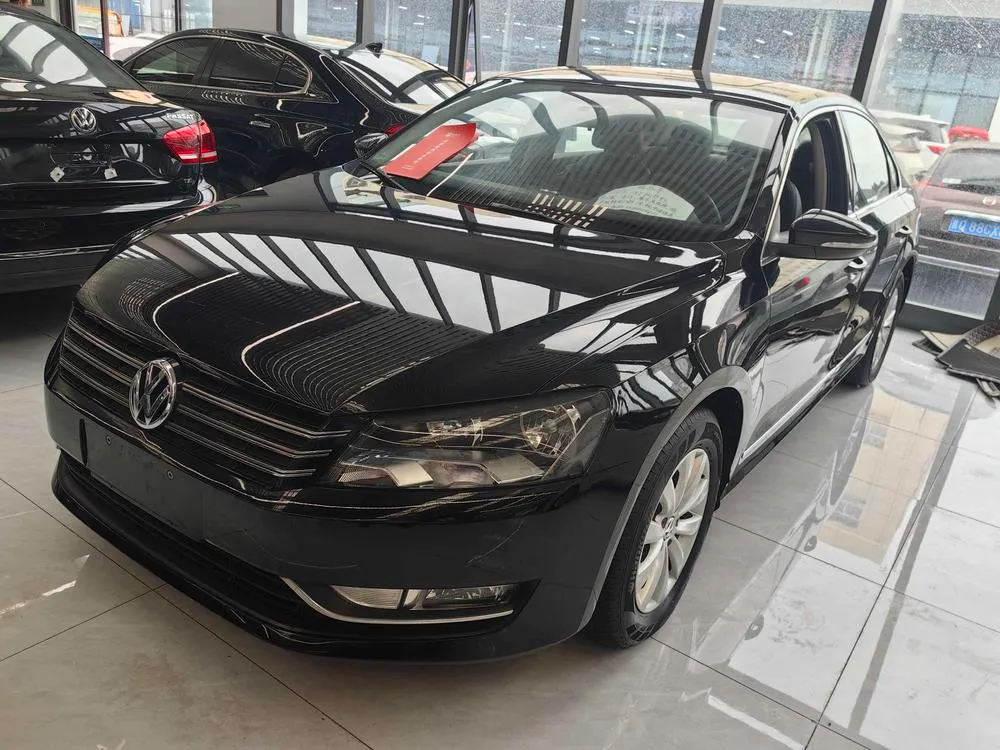 Volkswagen Passat 1.8TSI Auto Premium Edition, 2015 — фото 1