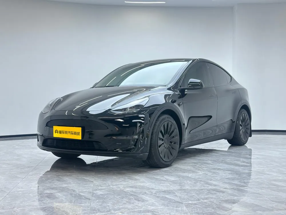 Tesla Model Y, 2022