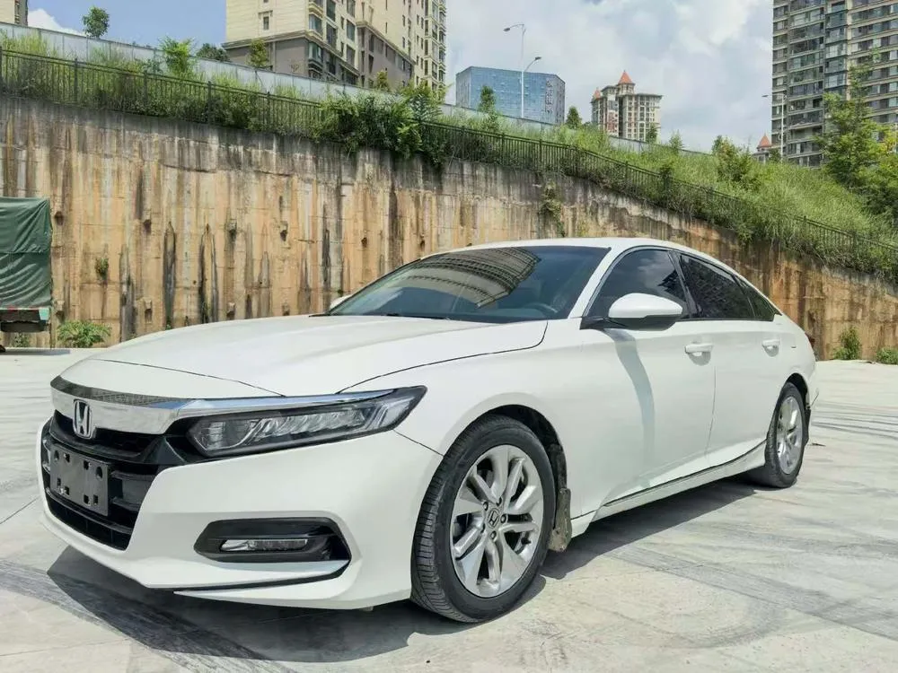 Honda Accord 260TURBO Elite Edition CN6, 2018 — фото 1