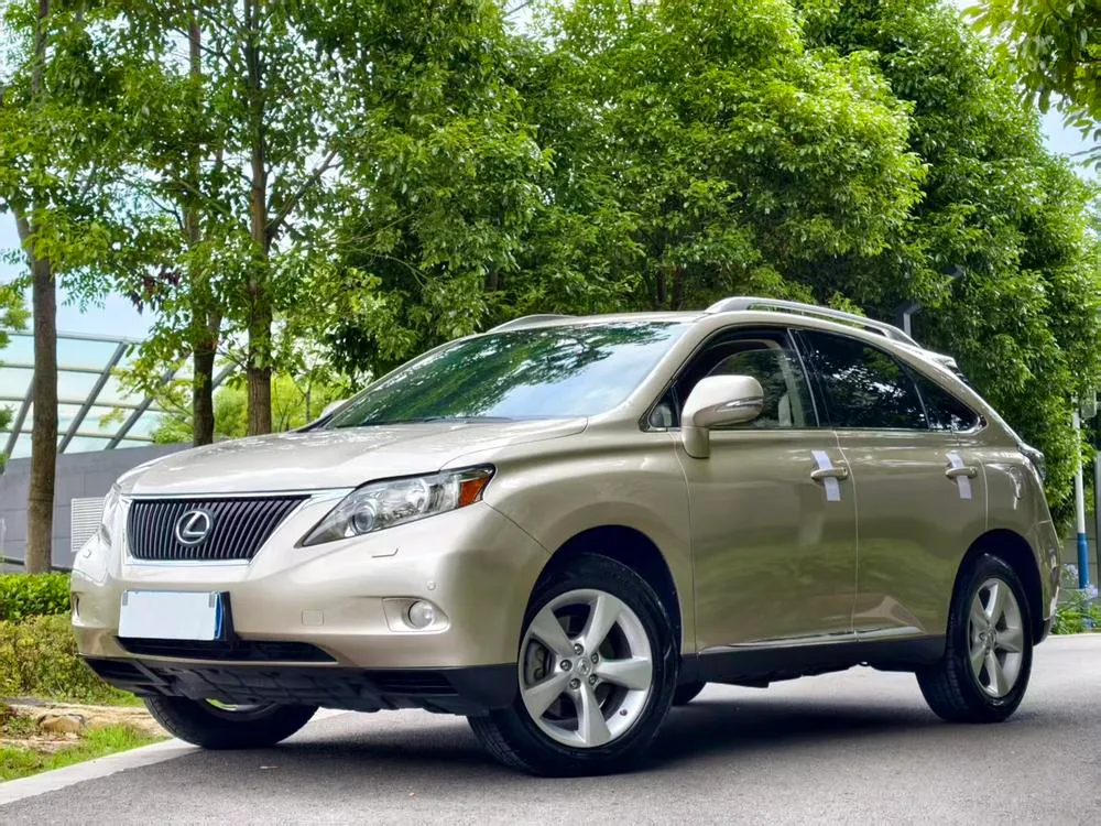 Lexus RX Classic 270 Luxury Edition, 2011 — фото 1