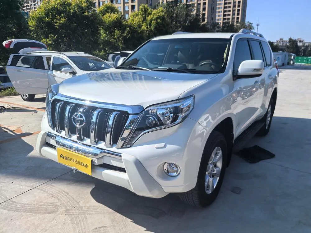 Toyota Prado (Import), 2014