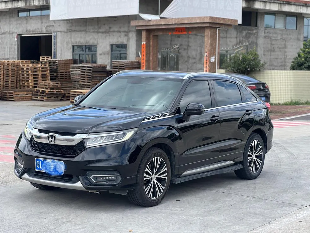 Honda Avancier 370TURBO 4WD Prestige Edition, 2017 — фото 1