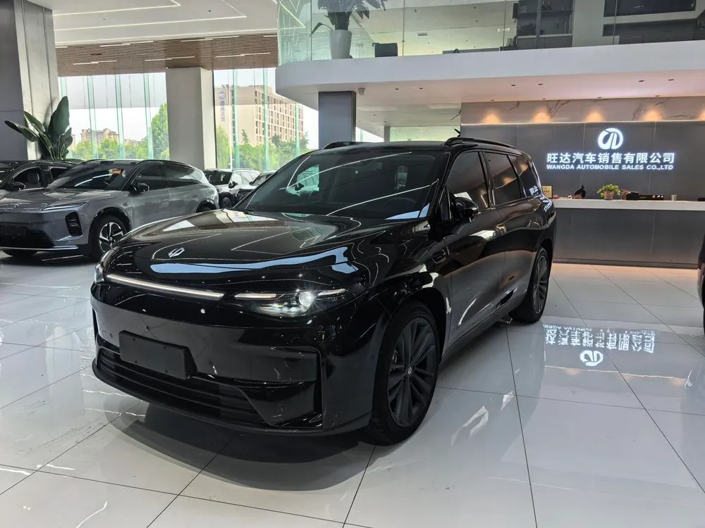 Leapmotor C16 EREV 200 Prestige Edition, 2024 — фото 1