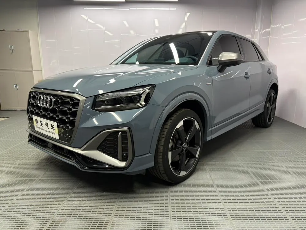 Audi Q2L, 2022