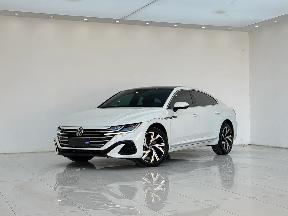 Volkswagen CC 330TSI 30 млн авто Избранная, 2026 — фото 1