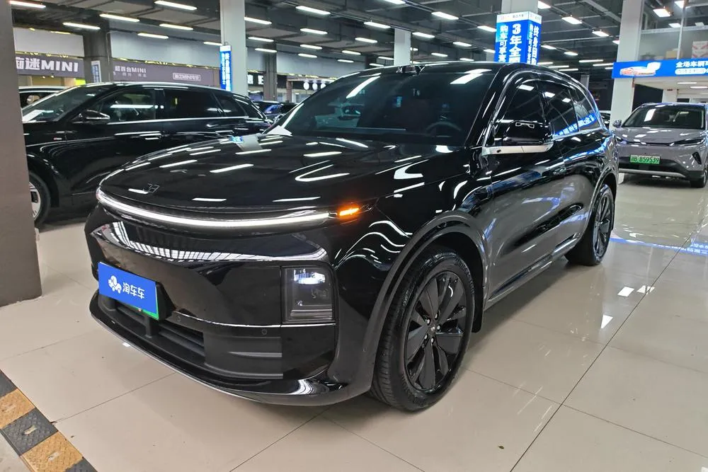 Li Auto L6, 2025