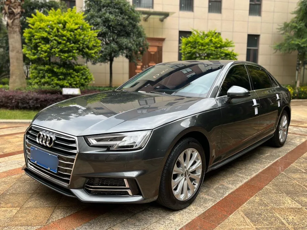 Audi A4L, 2018