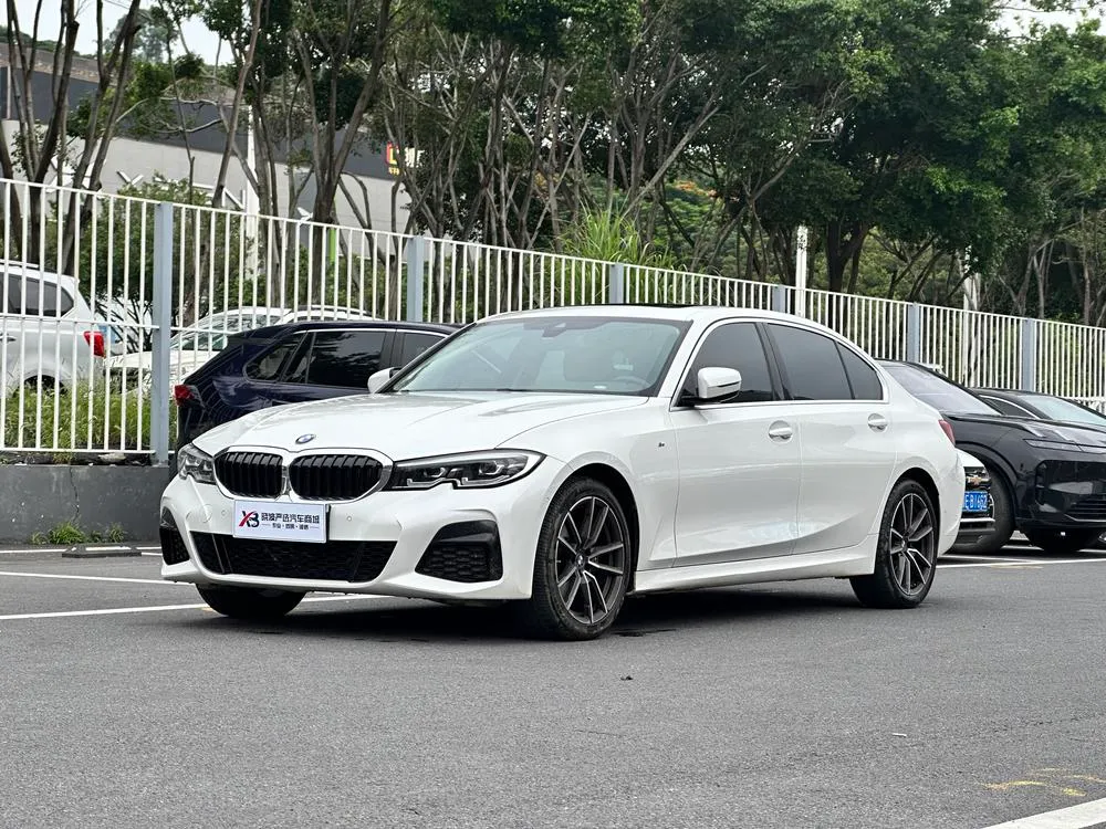 BMW 3-Series, 2021