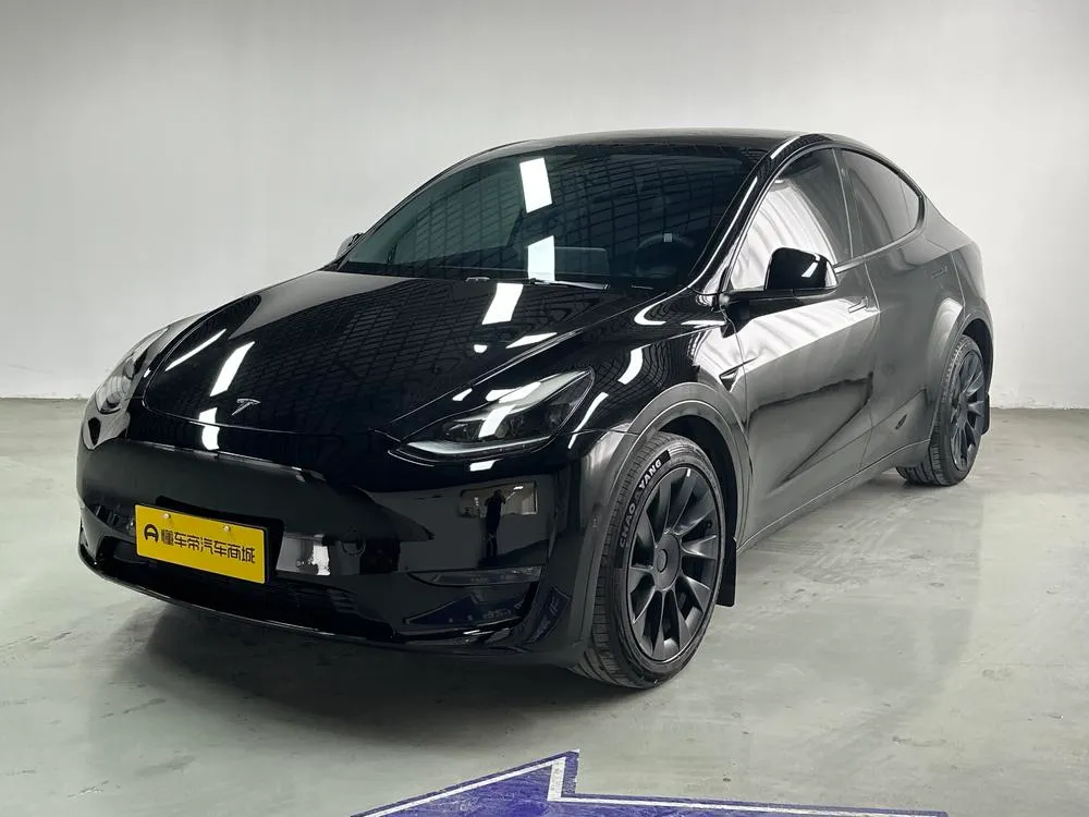 Tesla Model Y, 2022