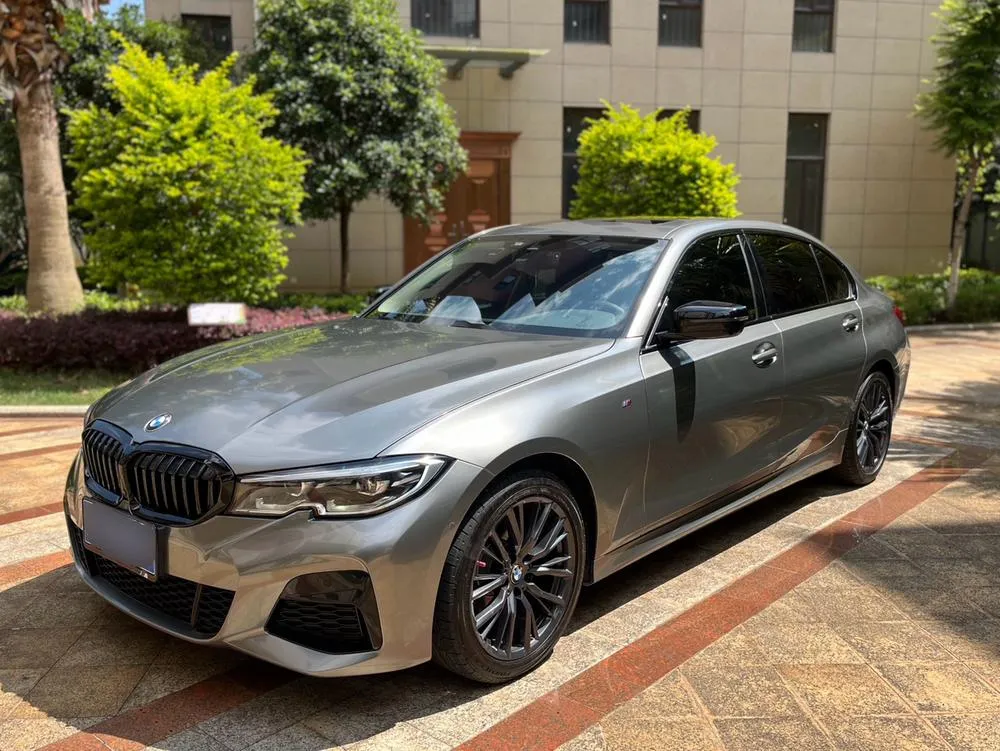 BMW 3-Series, 2021