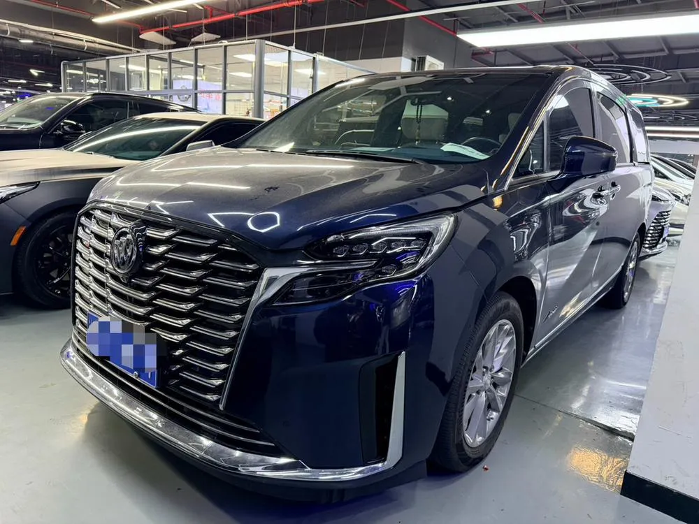Buick GL8 2.0T 4-Seater Premium Edition, 2022 — фото 1
