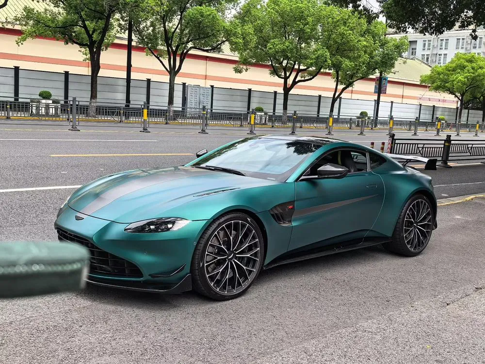 Aston Martin Vantage F1 Edition Coupe, 2022 — фото 1