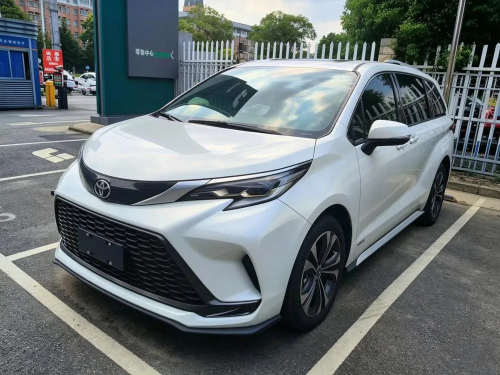 Toyota Granvia, 2024