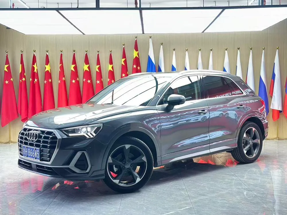Audi Q3 35 TFSI Fashion Version, 2022 — фото 1