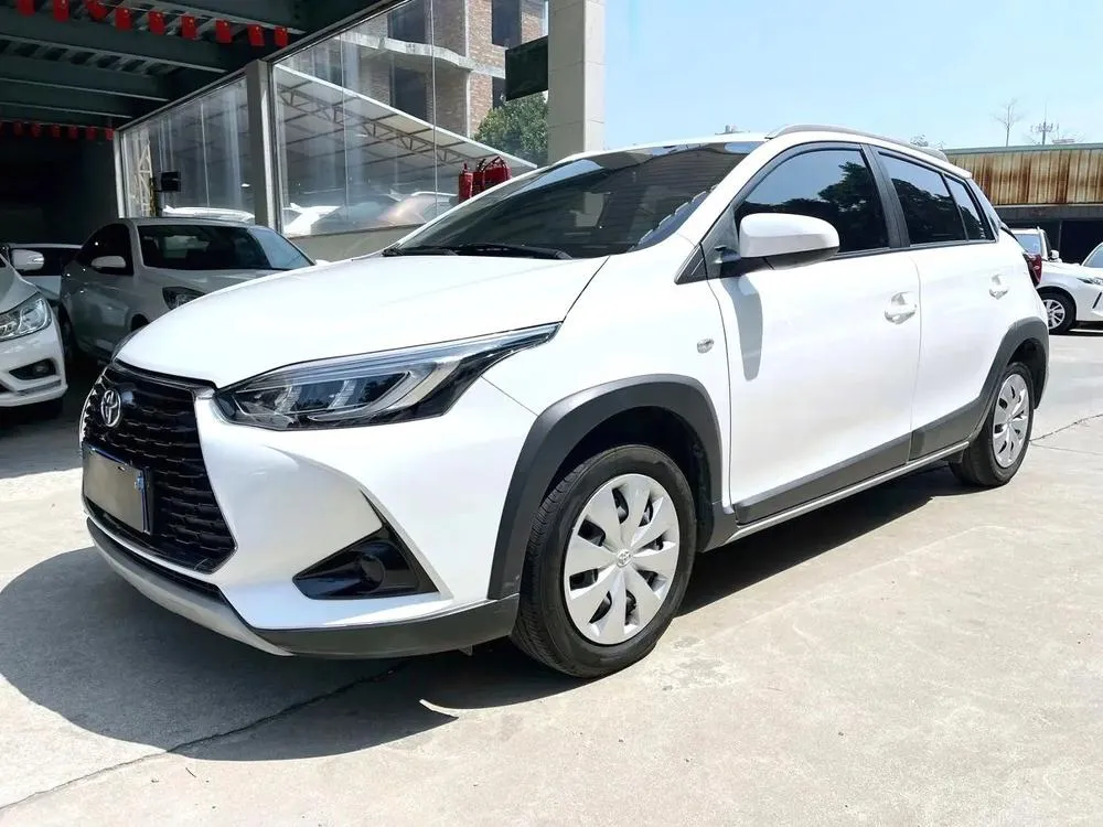 Toyota Yaris L 1.5L CVT Leading Edition, 2020 — фото 1