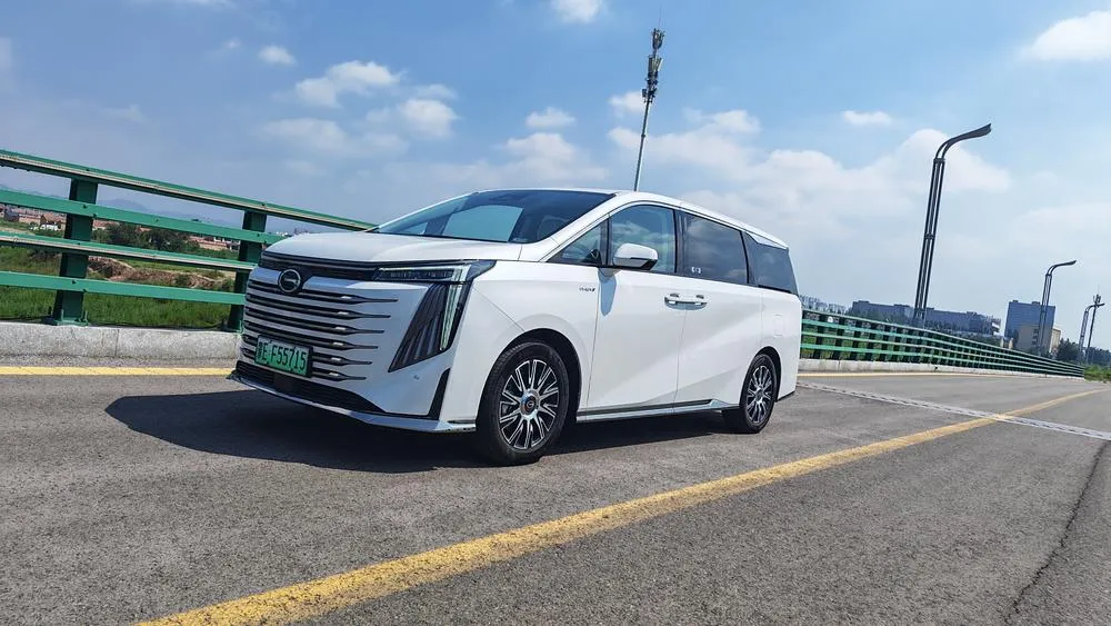 GAC Trumpchi Trumpchi E9 PHEV, 2023