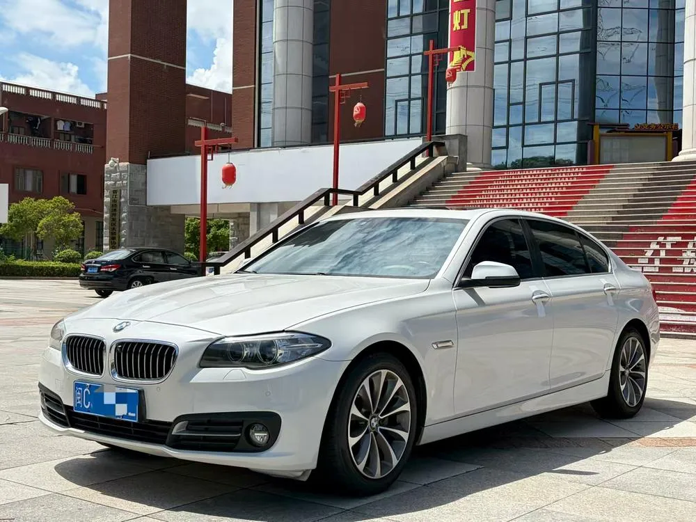 BMW 5-Series, 2017