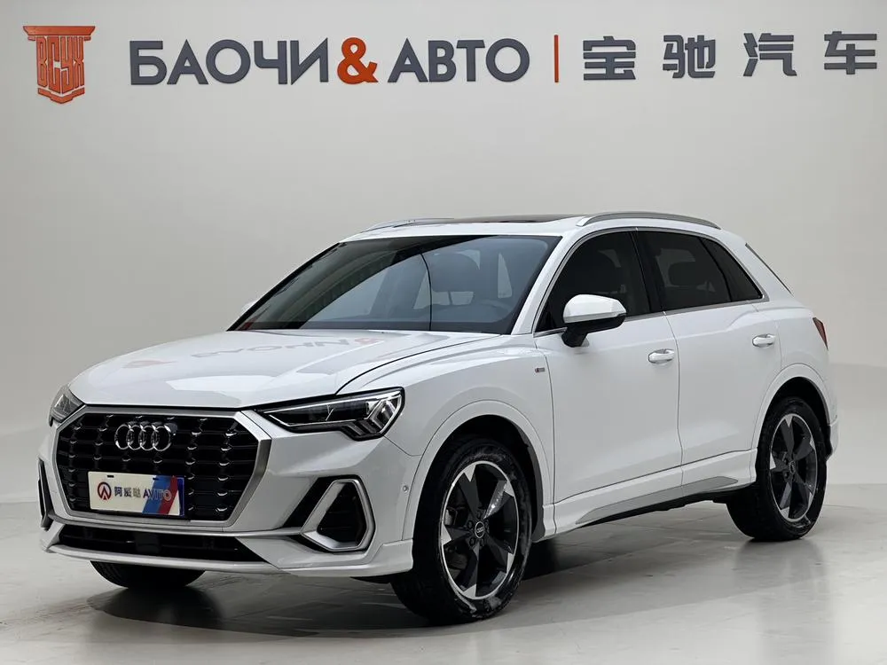 Audi Q3, 2022