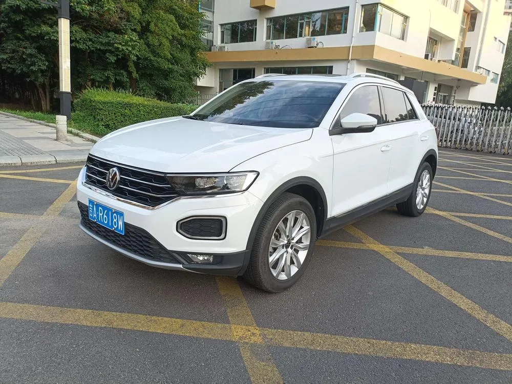 Volkswagen T-Roc 280TSI DSG 2WD Elite PLUS, 2022 — фото 1