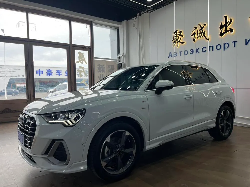 Audi Q3, 2023