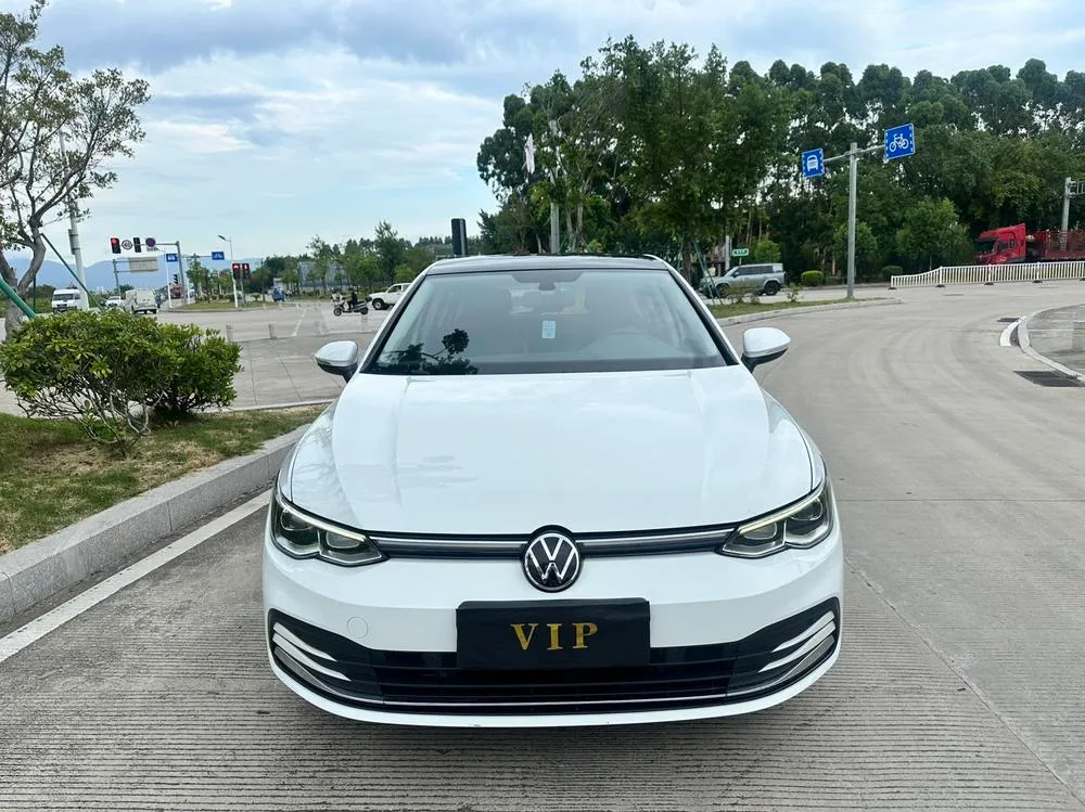 Volkswagen Golf, 2021
