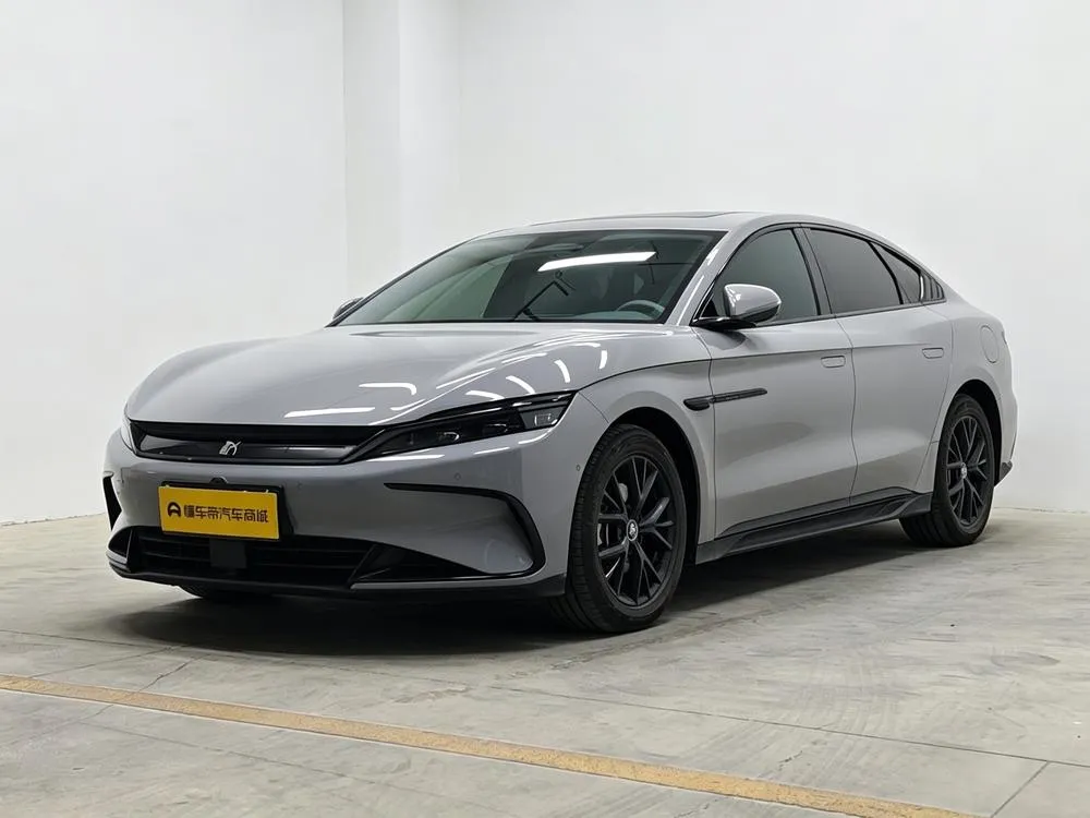 BYD Han DM Smart Drive Edition DM-i 125KM Elite Version, 2025 — фото 1