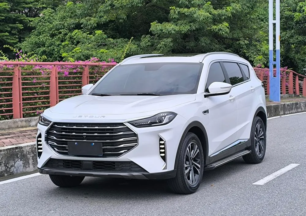 Jetour X70 PLUS 1.5T DCT Pro 7 Seater, 2021 — фото 1