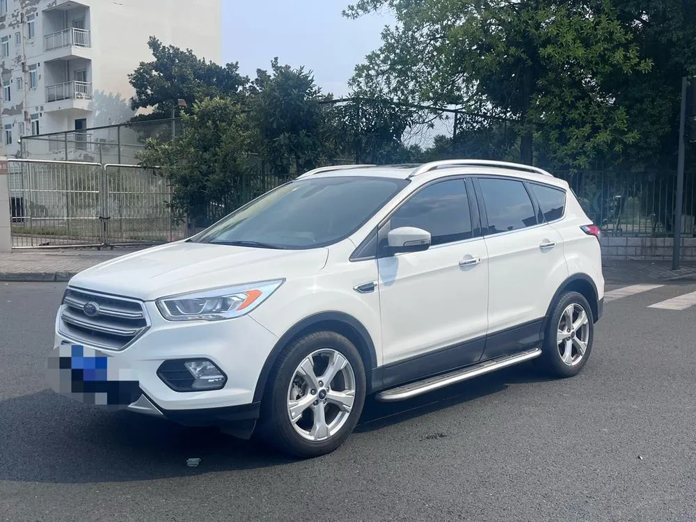 Ford Kuga, 2017