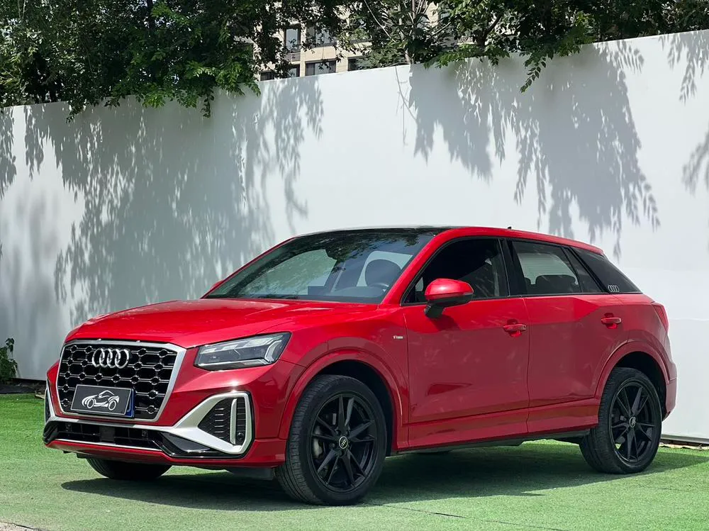 Audi Q2L, 2022