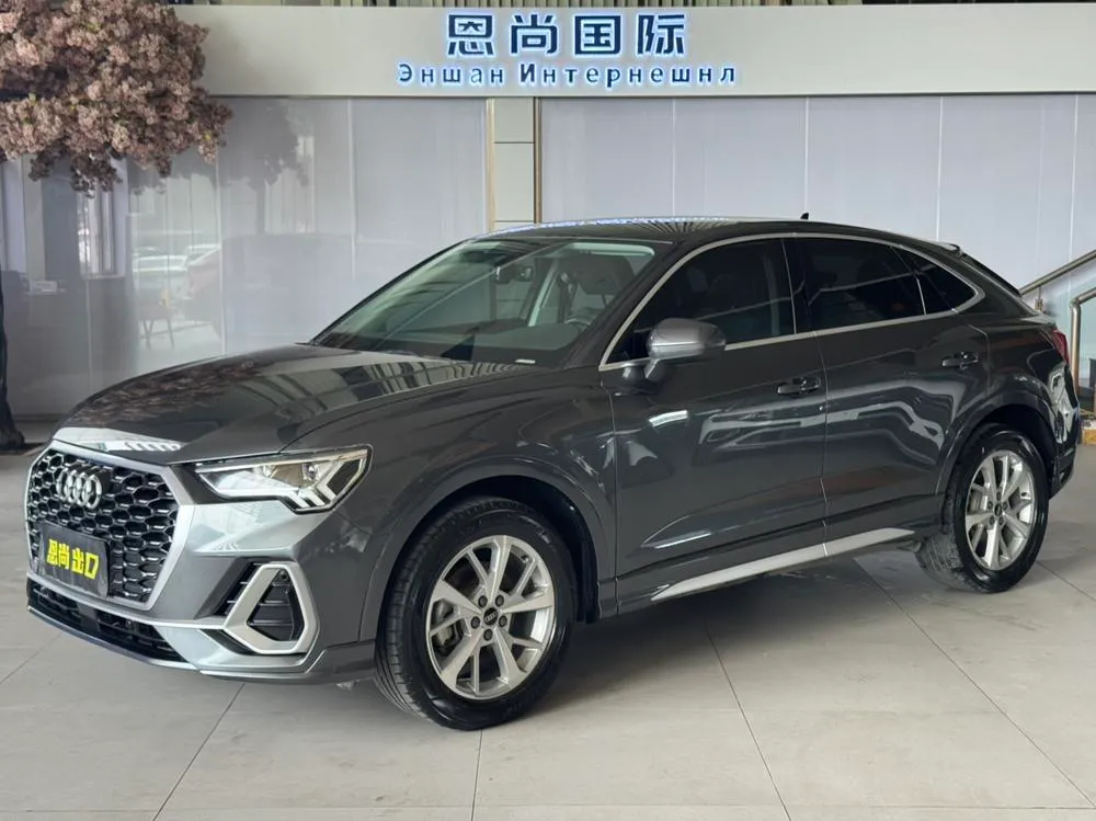 Audi Q3 Sportback 35 TFSI Version, 2022 — фото 1