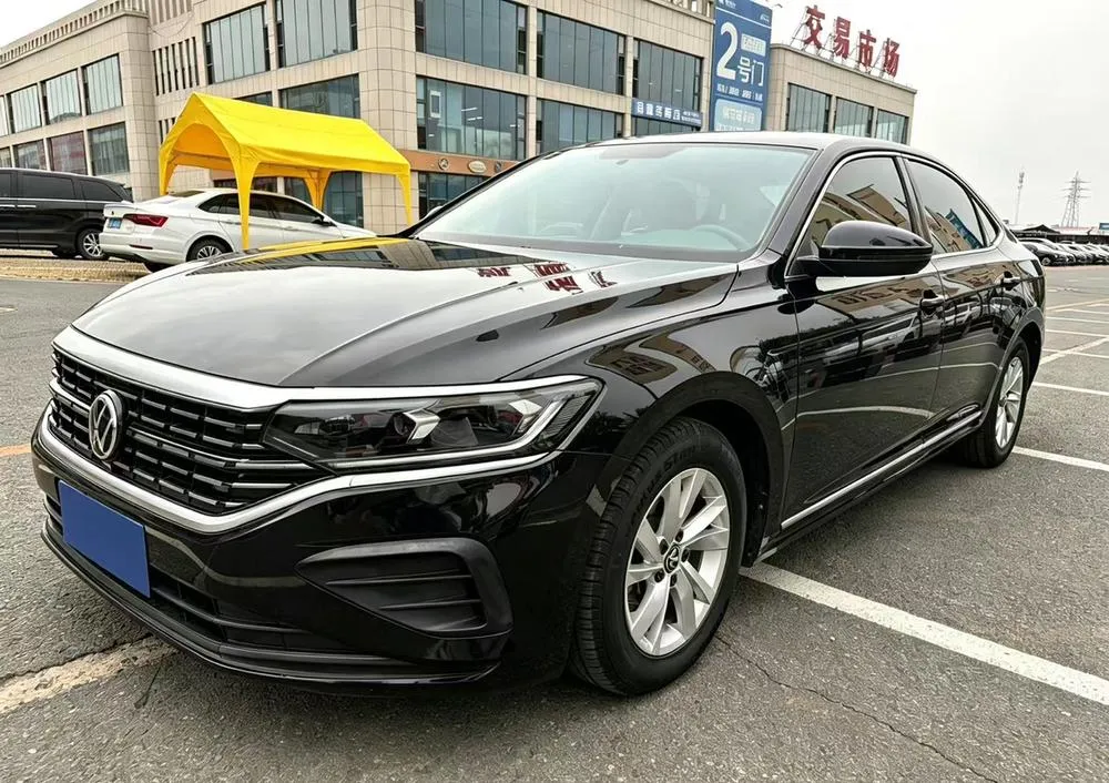 Volkswagen Passat, 2023
