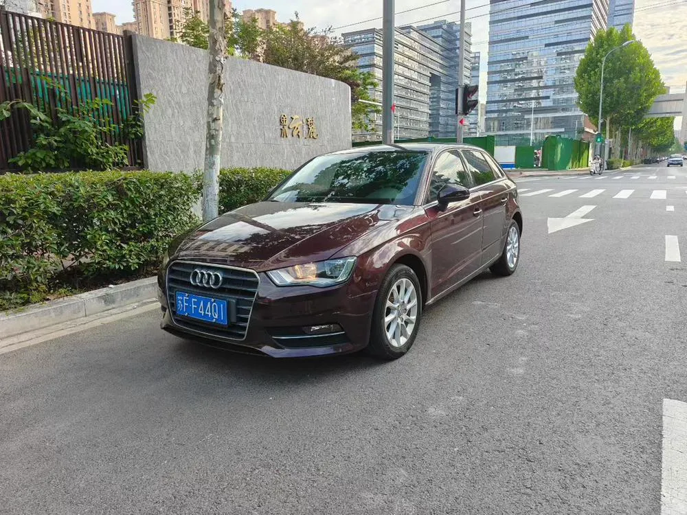 Audi A3 Sportback 35 TFSI Version, 2016 — фото 1