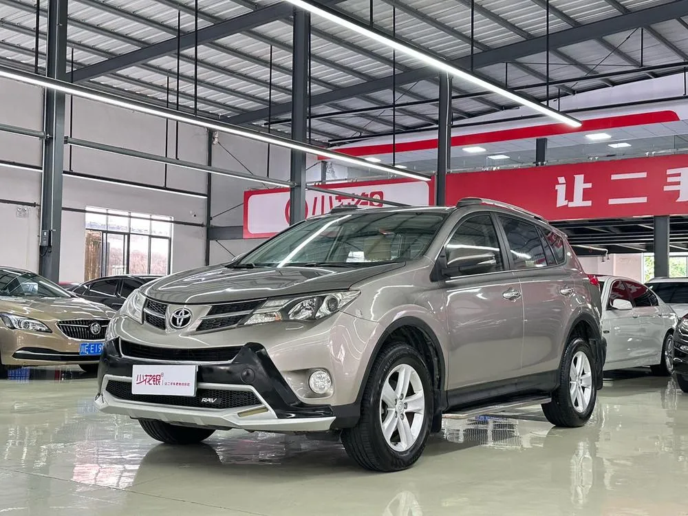 Toyota RAV4 2.5L Auto 4WD Elite Edition, 2013 — фото 1