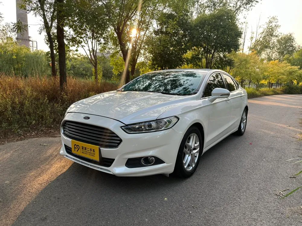 Ford Mondeo 1.5L GTDi180 Fashion Version, 2013 — фото 1