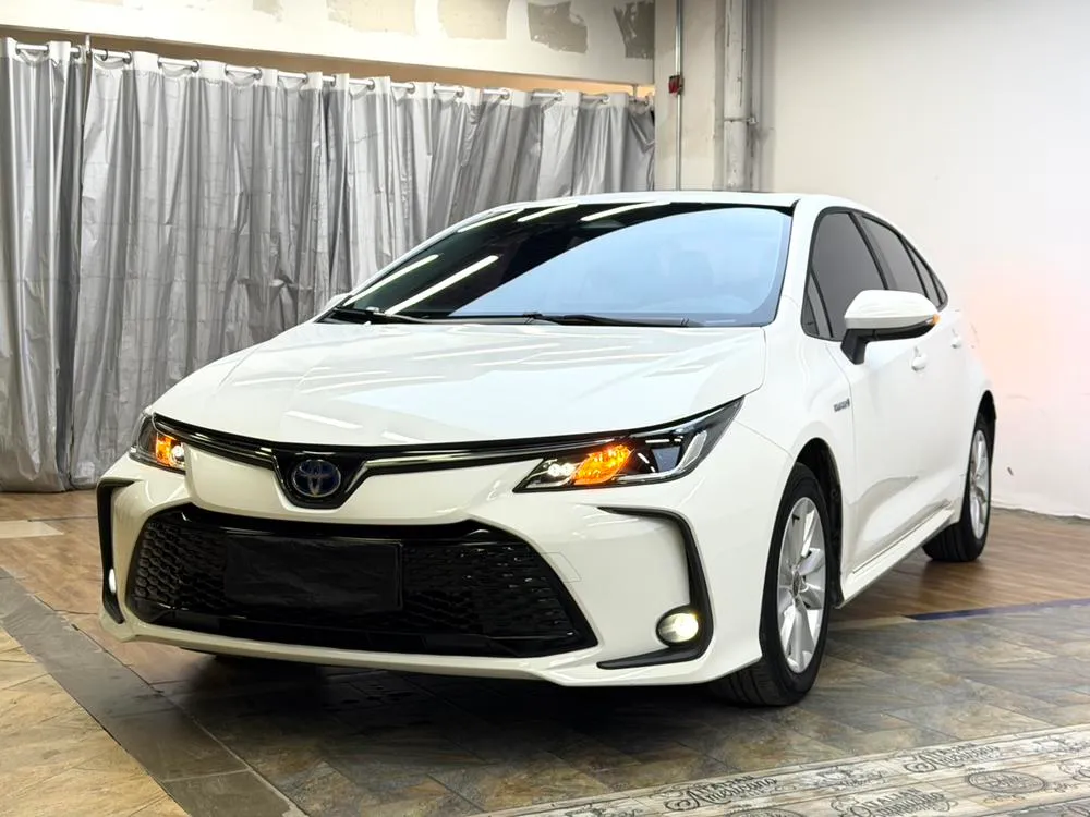 Toyota Corolla Smart Hybrid Dual Engine 1.8L E-CVT Elite Edition, 2023 — фото 1